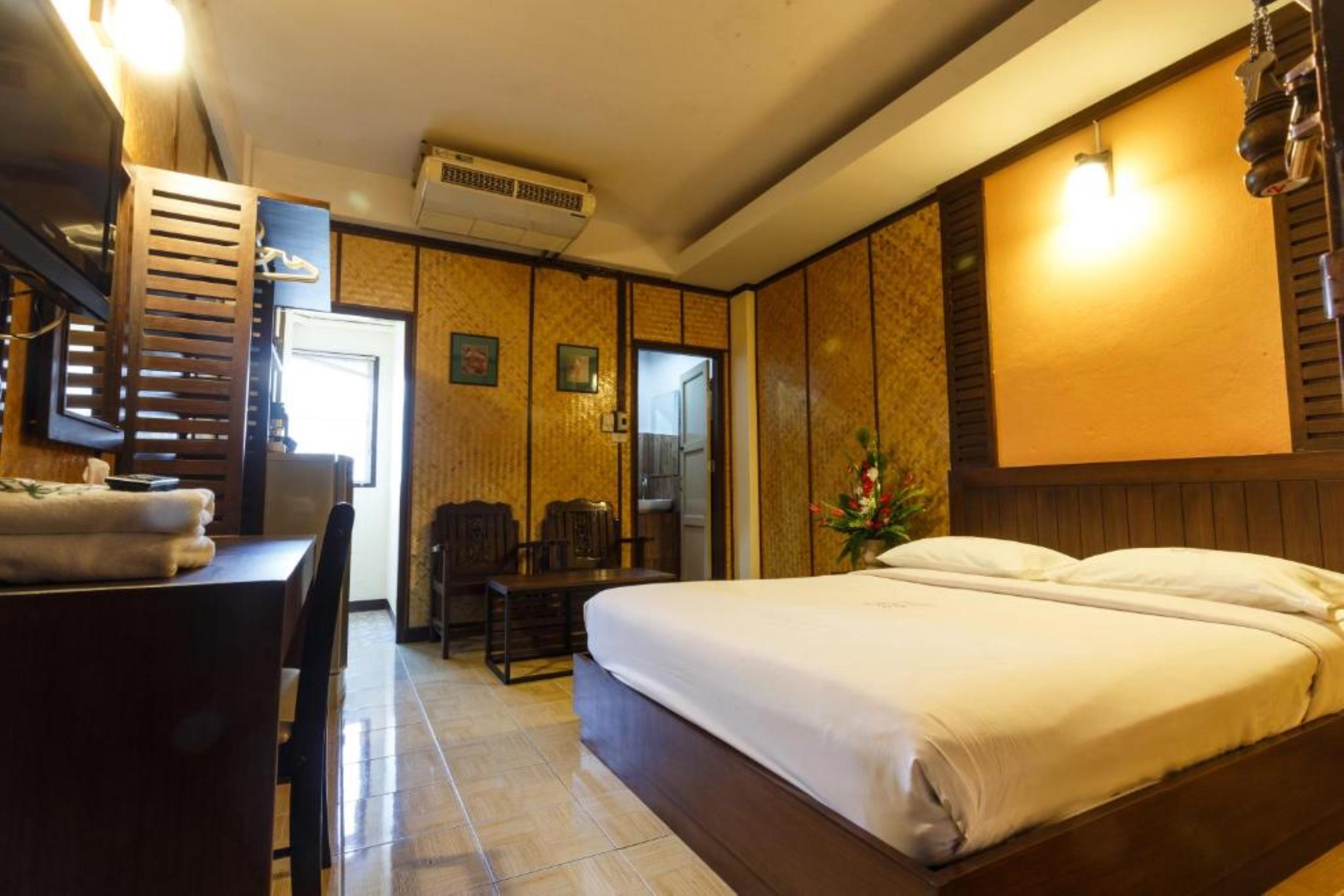 Luck Thai Hotel Τσιάνγκ Μάι Εξωτερικό φωτογραφία