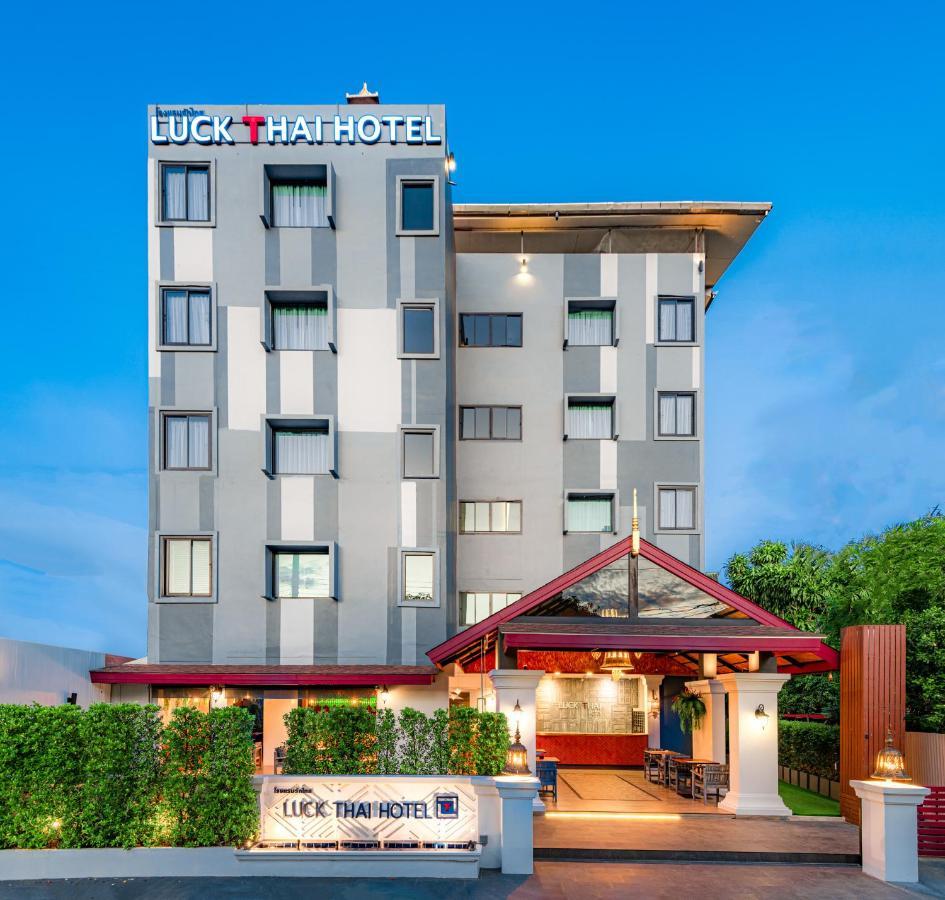Luck Thai Hotel Τσιάνγκ Μάι Εξωτερικό φωτογραφία